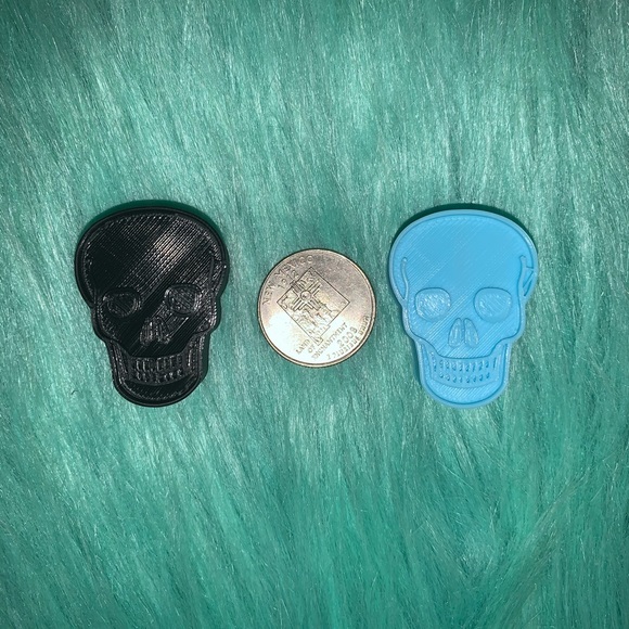 Skull Straw Toppers - Picture 2 of 4